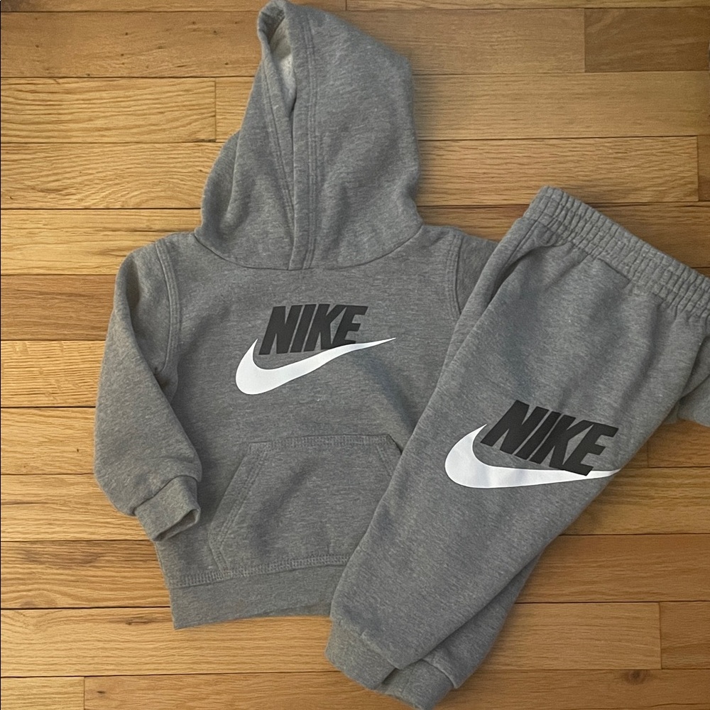 Nike Kids Gray Sweatpants and Hoodie Set